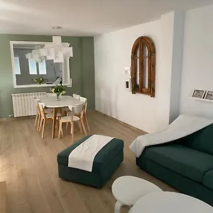 https://apartamento-completamente-reformado-en-el-casco-antiguo.catalonia-hotels.com