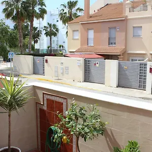 https://casa-valdelagrana-playa-parking-y-wifi.es-andalucia.com